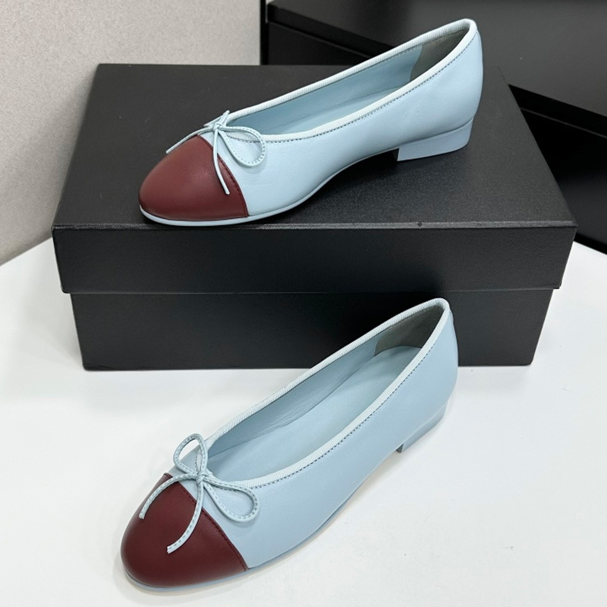 Shoes For Women Flats - 2026 Women's Two-Tone Cap-Toe Ballet Flats,